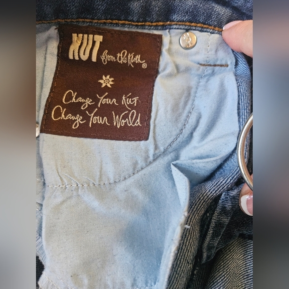 Kut From The Kloth Classic Blue Skinny Jeans with Stonewashed Finish - Picture 7 of 8